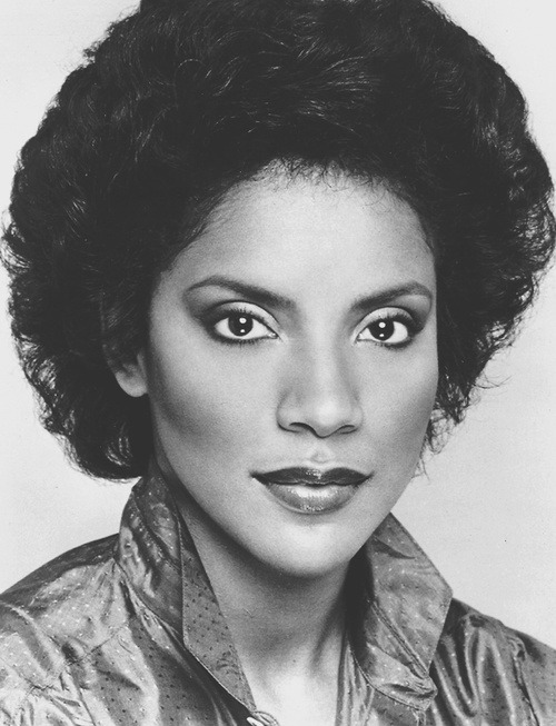 imjustmygodgivenname:  crystalannick:  I’ve always loved Phylicia Rashād. Such a beautiful woman. Then & now. Black don’t crack.  my auntie in my head! 