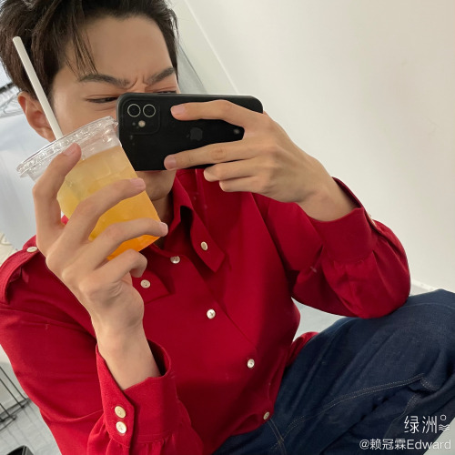 (210501) Lai Kuanlin weibo update