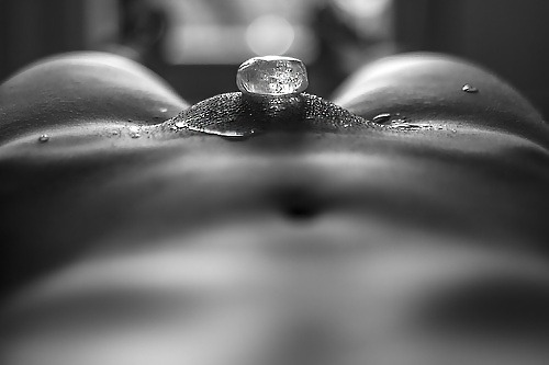 sirsplayground:  Today’s theme: Ice PlaySir