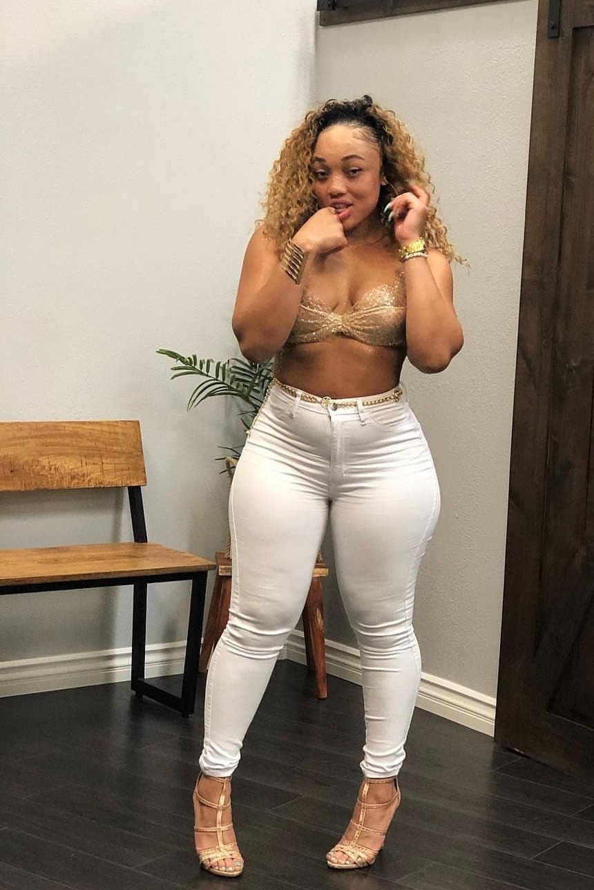 kingjazziedad:  Curvy. RedBone. BigBooty. DeliciouslySexy Ma. Ms Lorraine_SD ❤️❤️❤️