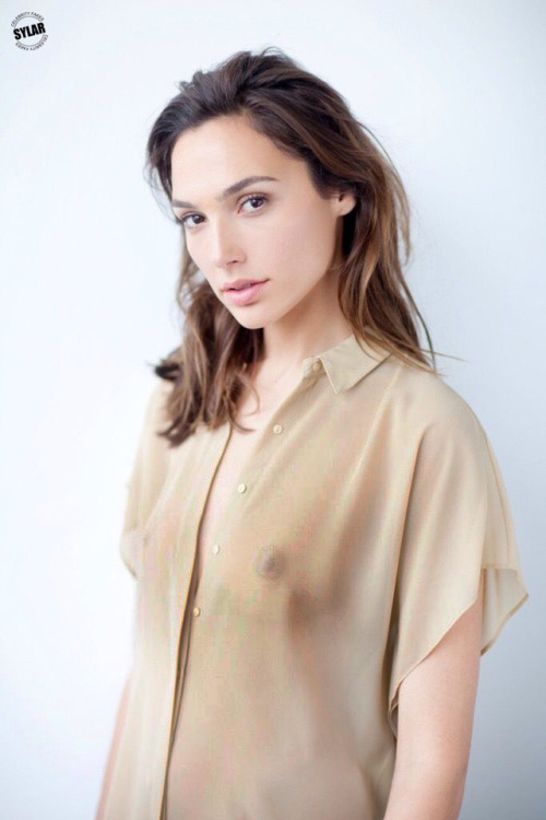 sylar-the-faker:  Gal Gadot