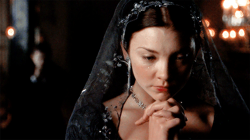 philippaofhainault:Anne Boleyn ✧ The Tudors [2/-]The love I bear you is so great… it broke my heart 