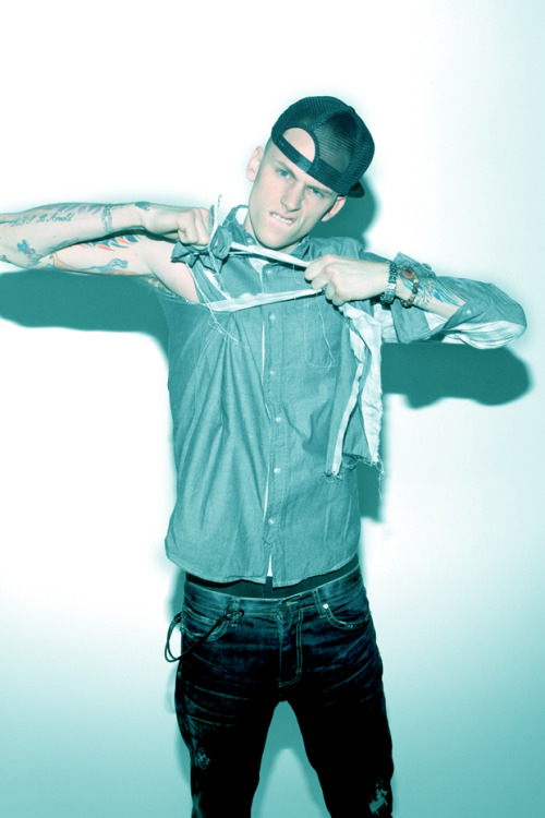 Machine Gun Kelly for Black Apple 2011 Spring/Summer Collection http://its-erva-venenosa.tumblr.com/