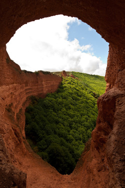 h4ilstorm:  Tunneling view (by Joseclm) 