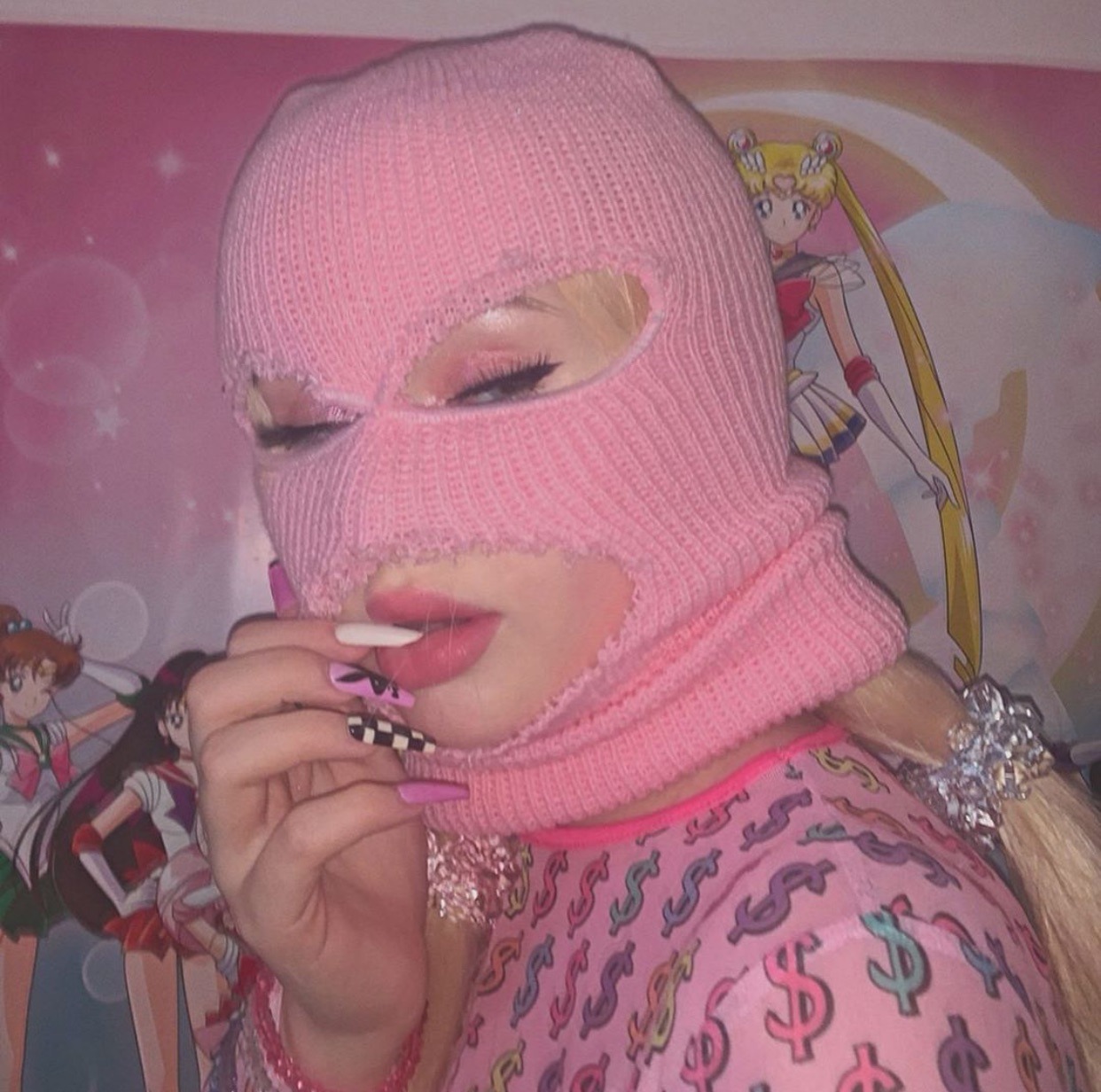 Pink Aesthetic Baddie Ski Mask Aesthetic / Image about aesthetic in pfp ...