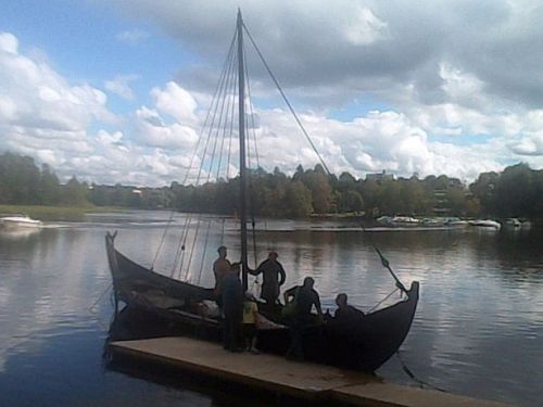 A few photos I took yesterday at Hämeenlinna Medieval Fair. Pic quality is mediocre at best since my