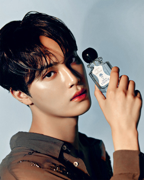 HAKNYEON for 1ST LOOK 