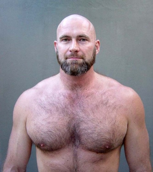 hotdadsbigcocks: Love strong bald men. So much testosterone. 