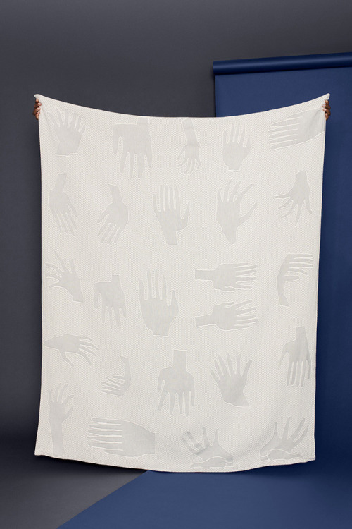 say hi to_ ‘Hugs Throw’ by La Douzaine | The Holiday Gift Guide | V. The Naturalist
