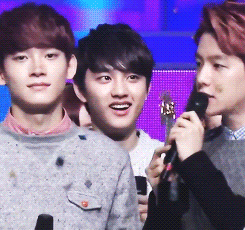 kyungso:  kyungsoo’s reaction when exo won 1st place with ‘miracles in december’ 