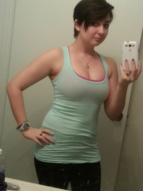 mymarinemindpart4:  Army girl showing off pt 7