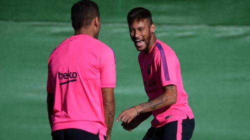 fzneymar:  06/11/2014 Training Session  Photo by MIGUEL RUIZ-FCB