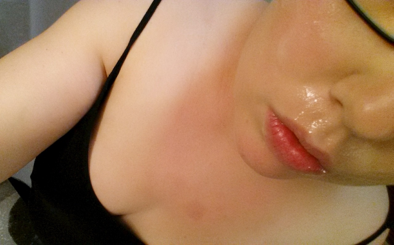 jizznation:  The lovely Katelyn posts these cool facial shots   -   not-your-average-slut