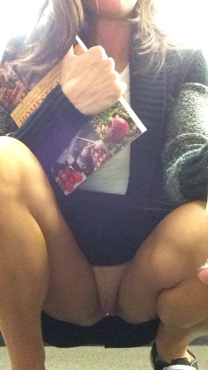 switchydr:  bigbulletwants2seeitall:Just a few up skirt photos from shopping trip:) When we get our new camera Sway…we should do this for a date night..  Dr.