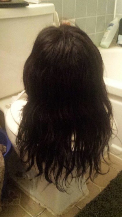 awkwardlyacceptable:Hiii! My name is bRielle and I make wigs!! Pictured above is a 14in lace closure