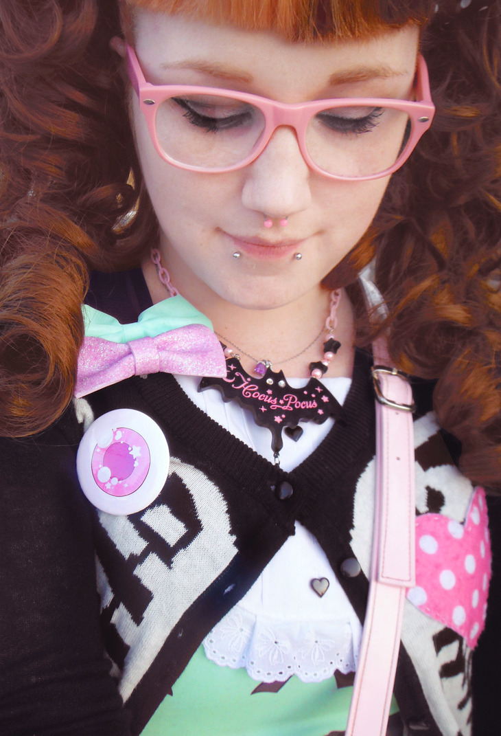 satanic-b00ty:  jaynejezebelle:  Spooky outfit for spooky mini golf~  Coord so on