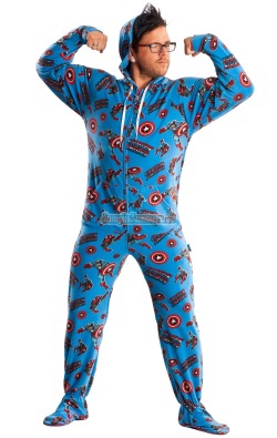 fuckyeahmarvelstuff:  Marvel Pajamas by Jumpin