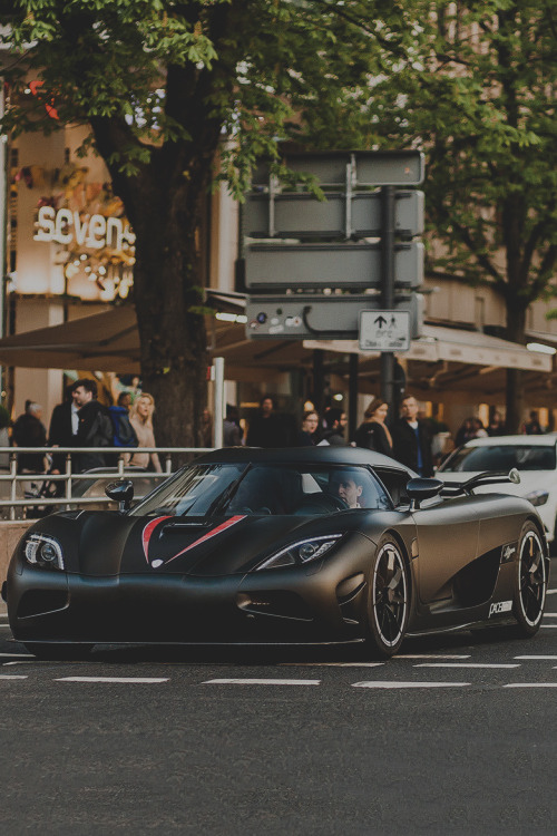 visualechoess:  Koenigsegg Agera X