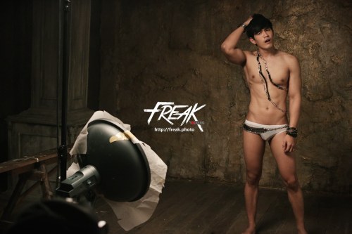 Porn haruehun: AUN WARIT for FREAK BY ICEBERG photos