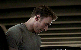 wrightletitias:gif request meme: mcu + favorite hero (asked by @ravanreyes) » steve rogers