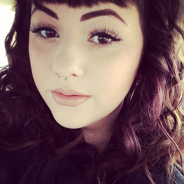 watchmeshrink2015:  pinuppussycat:  Check me out 😏    Beauty! 👄