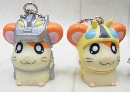 astoundingbeyondbelief:  Some toys from that odd three-year period where Toho released Godzilla and Hamtaro movies as double features. Photos from eBay. 