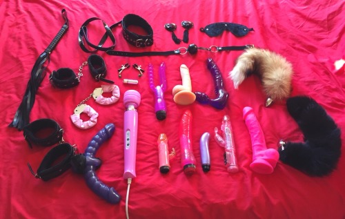 iwishiwasyour-favouritegirl:  added some new bits to my collection today 😊 