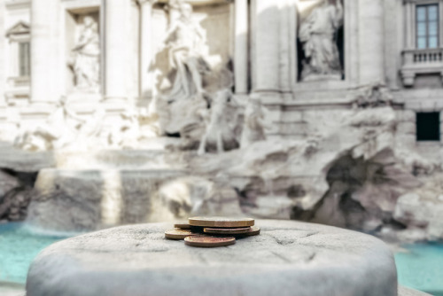 Throw a coin. Make a wish at Rome’s Trevi FountainRome | Trastevere | Narrow streets