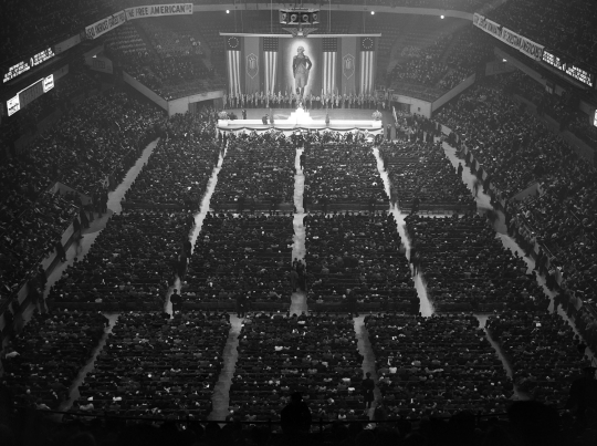 socialistexan:  On Feb. 20th, 1939, the German-American Bund, an American Nazi party, held a giant rally at Madison Square Garden in NYC They adopted George Washington as their icon, calling him the “First Fascist.” Check out the “Fight Jewish