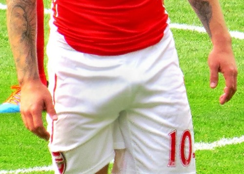 Jack Wilshere bulge - Big cock outline