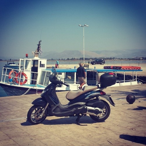 Motorcycle waiting for the boat to take off to #Bourtzi. #Instagreece #Greece #Nauplio #Instanafplio