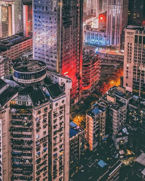 bellatorinmachina:China by chucknorium