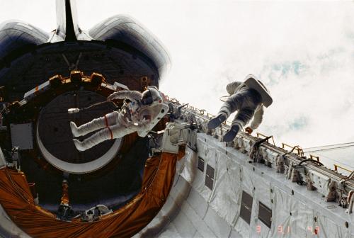 Today in 1983, the first spacewalk of the shuttle program: Astronauts Story Musgrave, left, and Don 