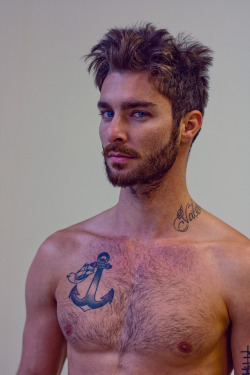 ifedya:  Drake LaBry.Photo Fedya Ili. Los Angeles. 2014.http://www.ifedya.com/2014/02/drake.html