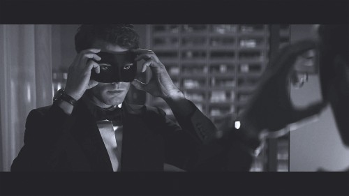 Christian Grey behind his mask. [Fifty Shades Darker] Source: jamie-dornan. 