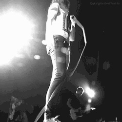 https://64.media.tumblr.com/2b6d4fca4648ffa692e203979fd1f9d5/tumblr_mf53t6c7NR1ql31x1o1_500.gif
