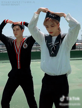 BANG CHAN & HYUNJIN :: 143 LOVE YOU