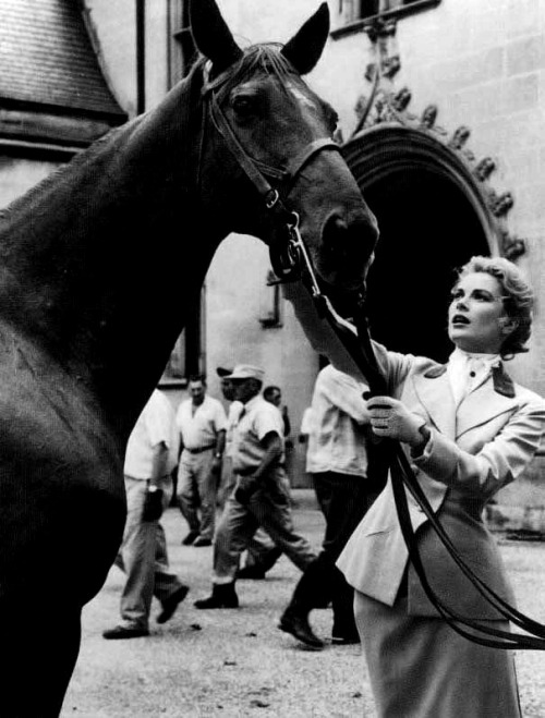 gracefilm: Grace Kelly + horses