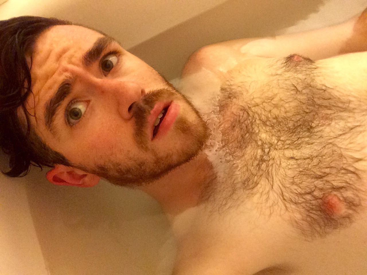 willnsf:  chalkycandy:  I hit 4000 followers sometime last night so you guys deserve