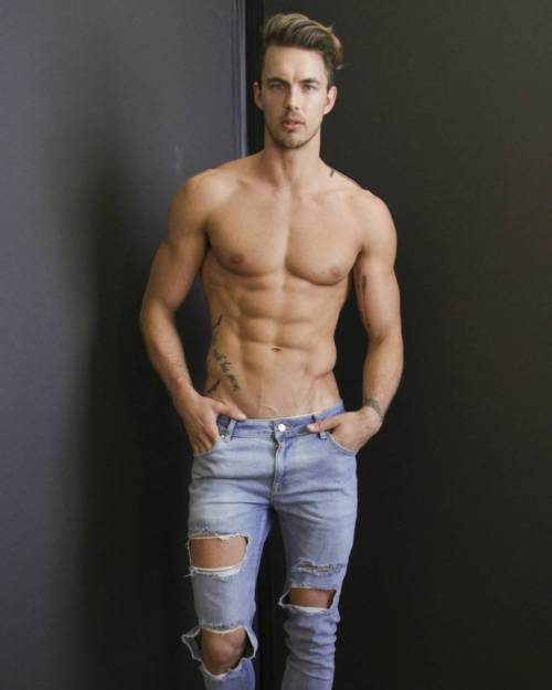 Sex rapideyesmovement:   Christian Hogue   pictures