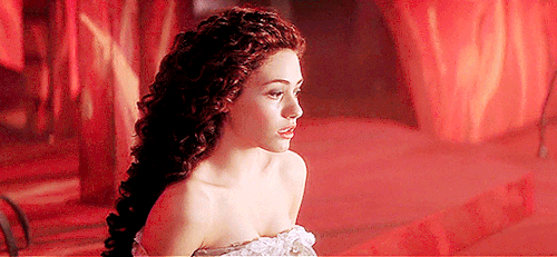 buffyscmmers:Emmy Rossum as Christine Daaé in The Phantom of The Opera (2004)