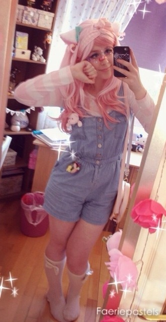 faeriepastels:  Todays look~