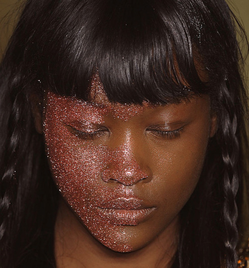 driflloon:betty @  vivienne westwood fw11  