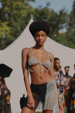 shotbydee:  #shotbydee: Ebonee Davis @ AfroPunk 2017