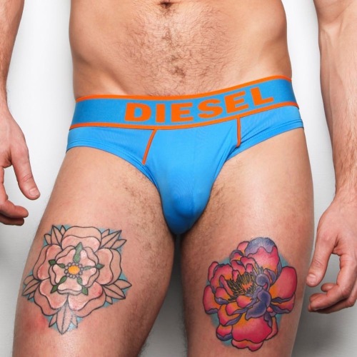 celebritybodybuge:  Austin Armacost