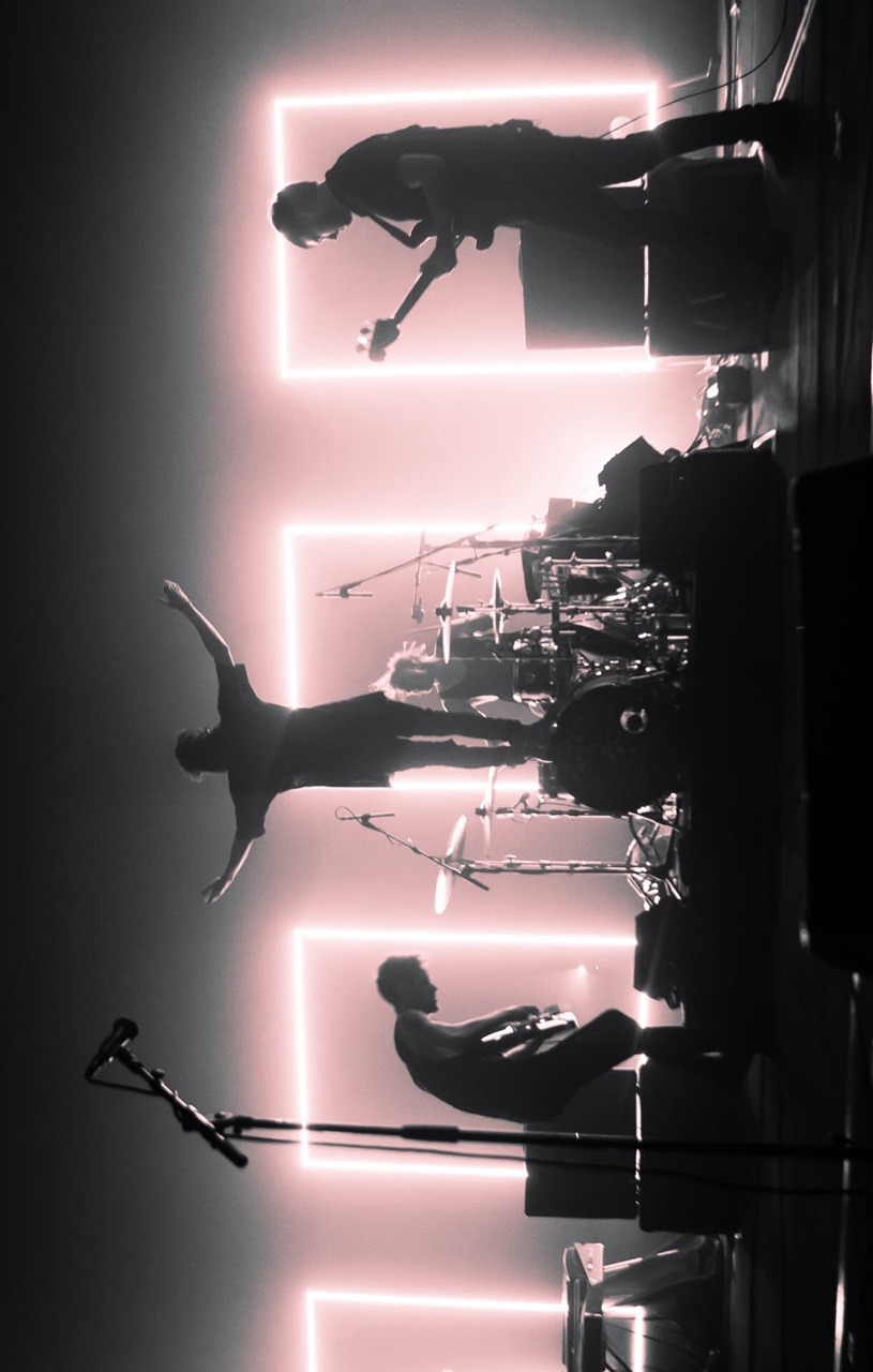 analbrain:   // R E V O L U T I O N // 