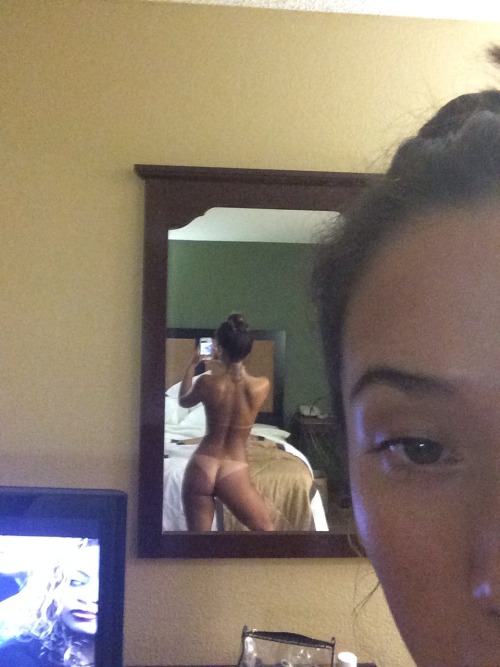 nalgonaseverywhere:  Eva Lovia