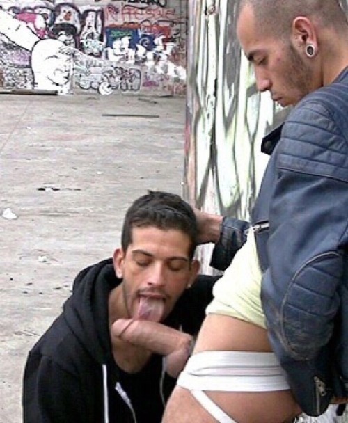 suckfreak:davesthickmarket:STREET FAREMmmmmmmmmm