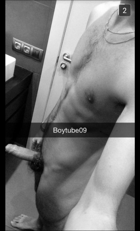 motdrobert2:  These guys really want you to snap chat them. Do it.   Follow me for Hot Guys, Str8 Kiks, Str8 Guy Snaps… Check out my str8 Snapchats here Check out my str8 Kik guys here Send me selfies   here, 