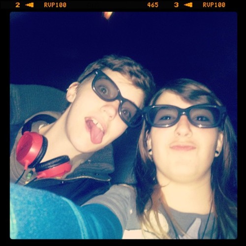 #prima #me #cine #movie #moment #funny #funnytime #crazy #lentes #3D #unicenter #buenosaires #argentina #girls #like #lovely #loveit #family